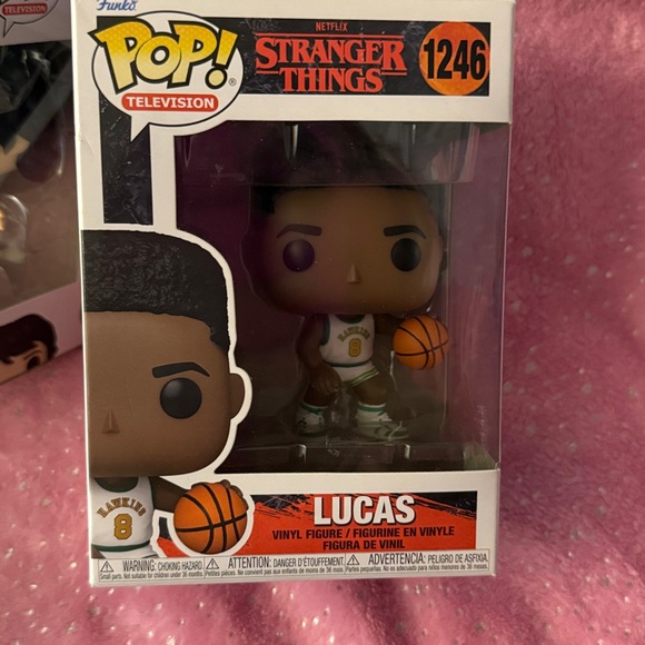 Funko Pop Stranger Things Trio - Eddie, Mike, Lucas - Picture 2 of 16